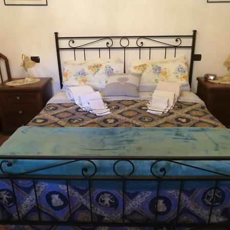 B&B Antica Corte Lombarda 모르타라 외부 사진