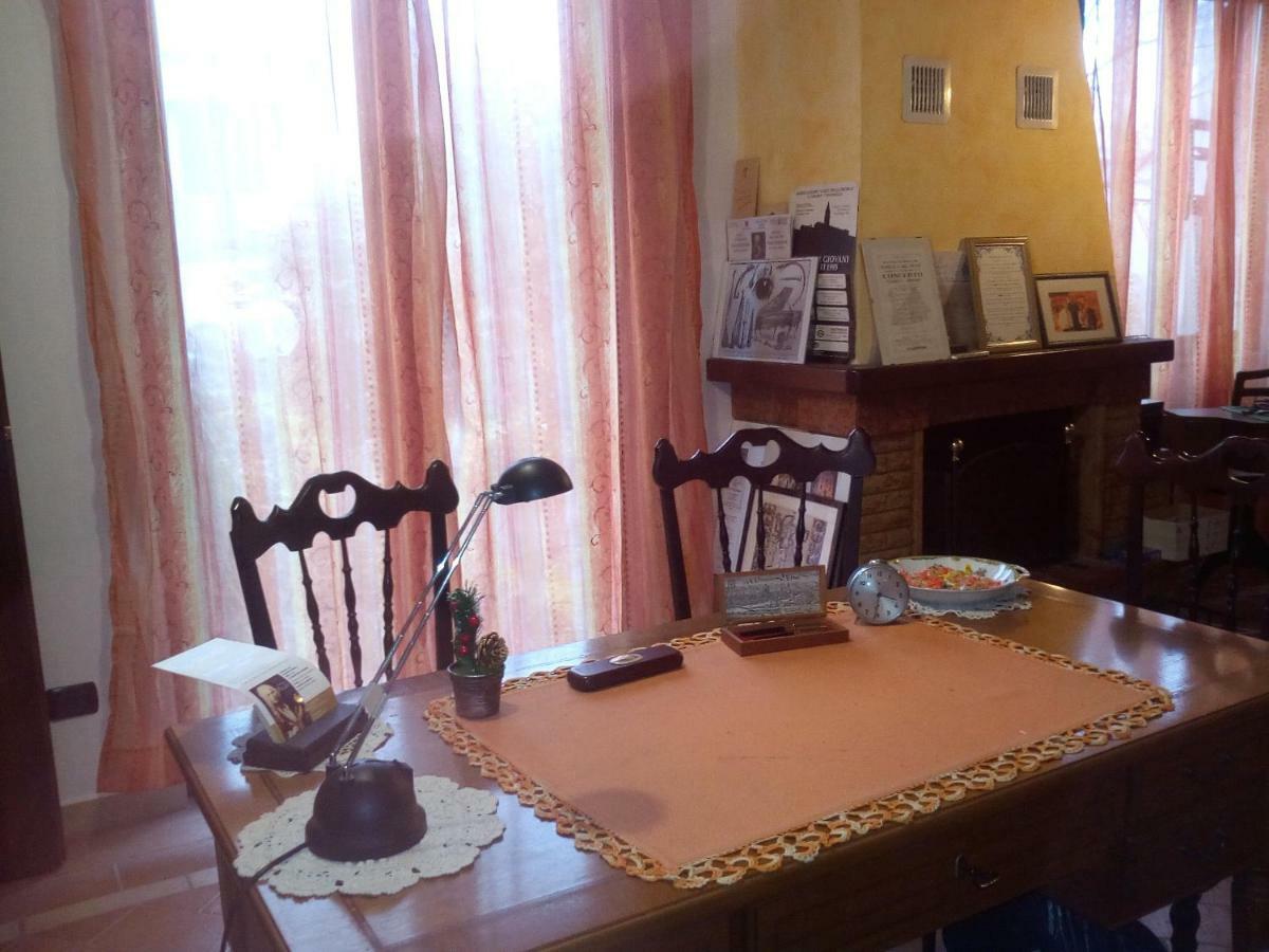 B&B Antica Corte Lombarda 모르타라 외부 사진
